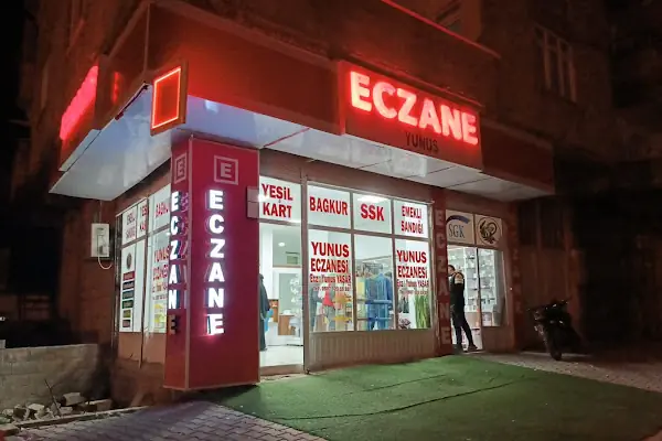 Yunus Eczanesi
