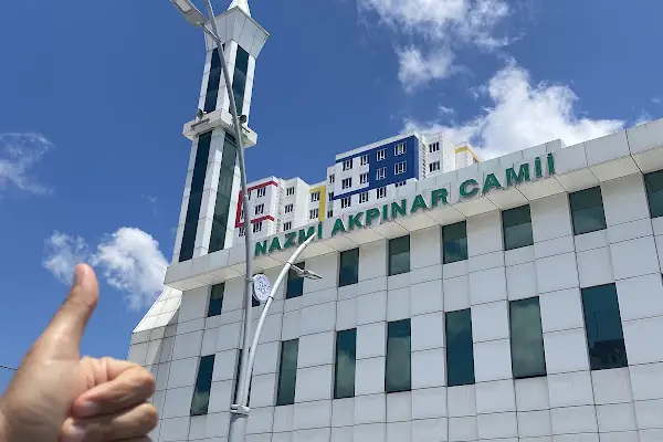 Nazmi Akpınar Camii
