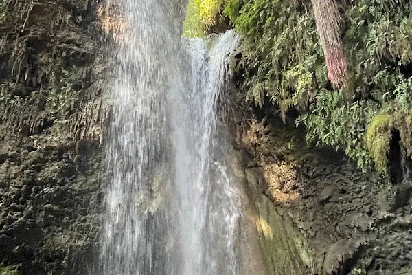 Gizlikent Şelalesi