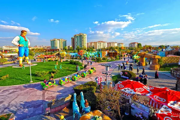 ABB-Harikalar Diyarı Parkı
