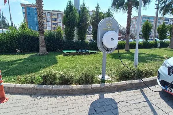 Otowatt Elektrikli Araç Şarj İstasyonu