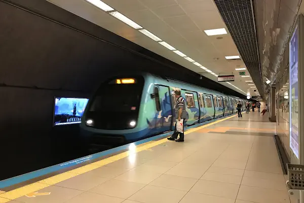 Gülsuyu Metro İstasyonu