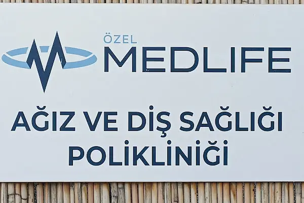 BODRUM MEDLİFE AĞIZ VE DİŞ SAĞLIĞI POLİKLİNİĞİ