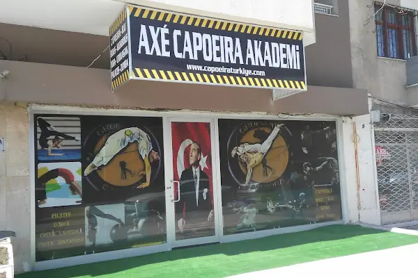 Axé Capoeira Akademi