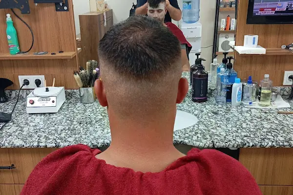 Aşina Erkek Kuaförü