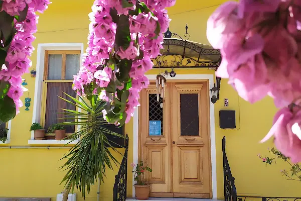 Heybeliada Yalı Butik Pansiyon