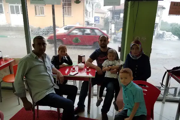 O Ses Çiğ Köfte Tatlı ve Dondurma Merkezi