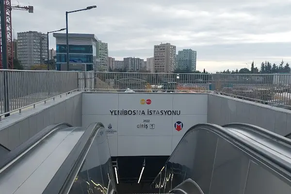 Yenibosna Metro İstasyonu