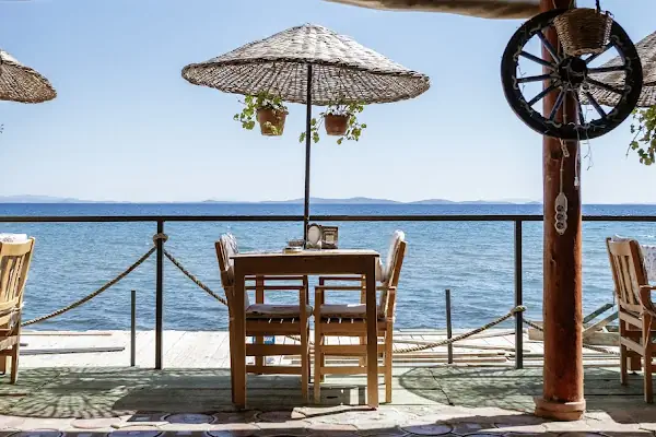 Ada Tiny House Hotel