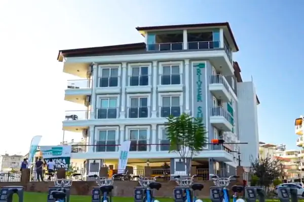 River Suite Hotel