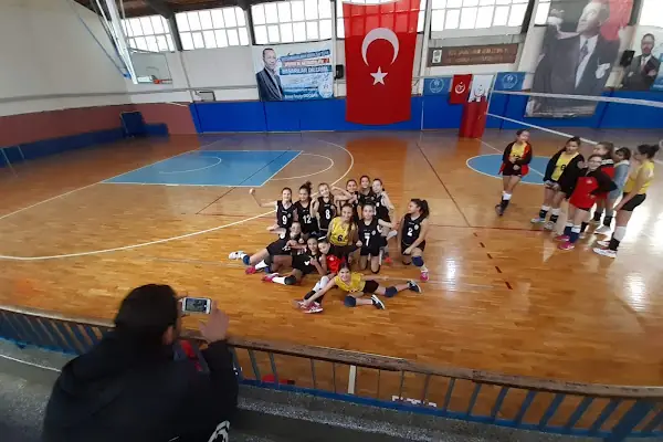 İzmir Balçova Spor Salonu