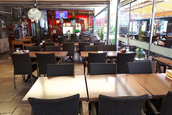 Cafe Gool Bahçe