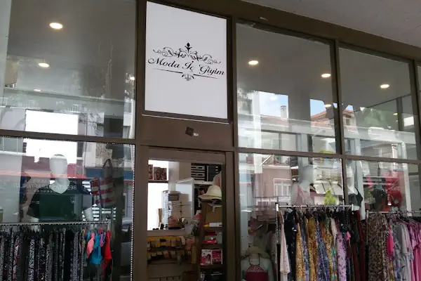 Moda İç Giyim