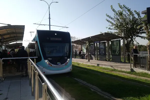 Konak İskele Tramvay Durağı
