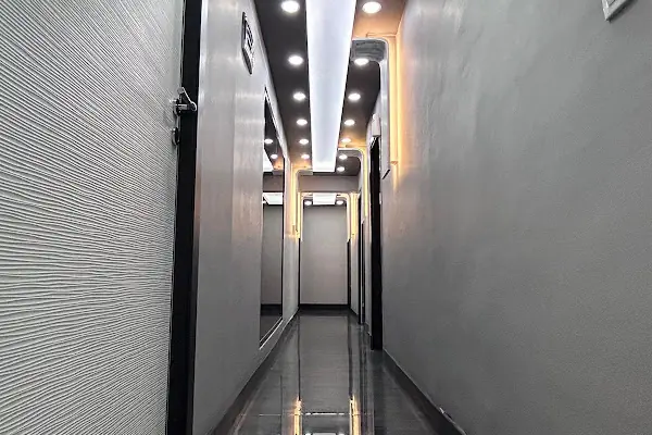 Rönesans Vip Bayraklı