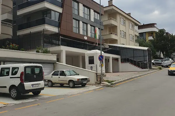 Gine Büyükelçiliği