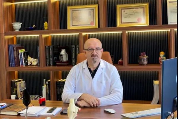 Op. Dr. Murat Kezer(Kalça&Diz Protezi, Halluks Valgus, Robotik Diz Protezi, Protez Revizyonu, Artroskopi)