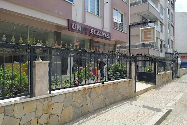 Umut Eczanesi