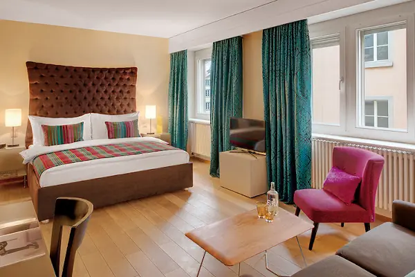 Alpha Otel