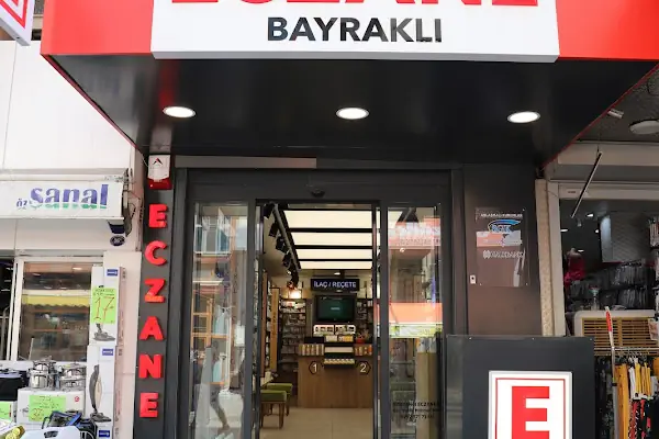 Eczane Bayraklı