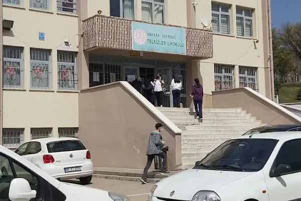 Telsizler İlkokulu