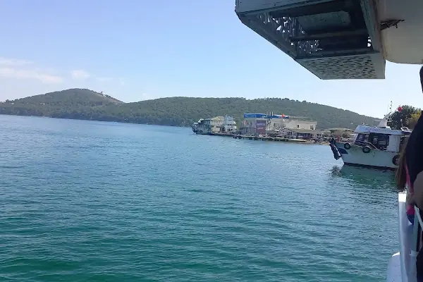 Büyükada Eczanesi