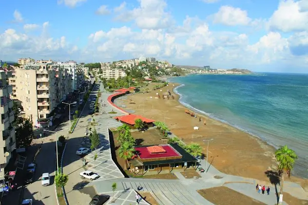 Yumurtalık Plajı