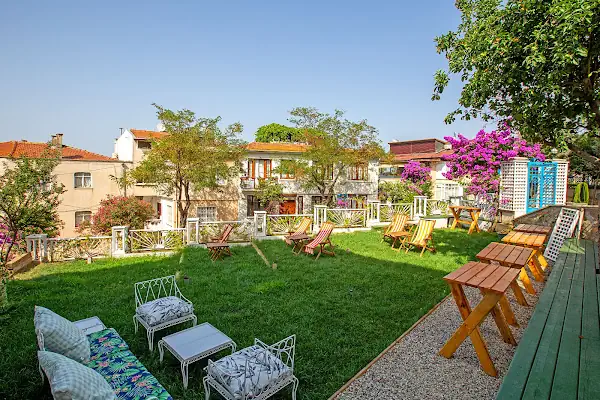 Orhan Kutbay'ın Evi Turyolucafe Pansiyon