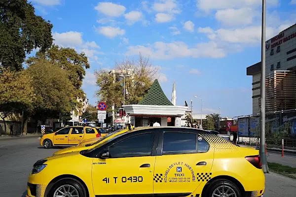 Kocaeli Devlet Hastanesi Taksi Durağı