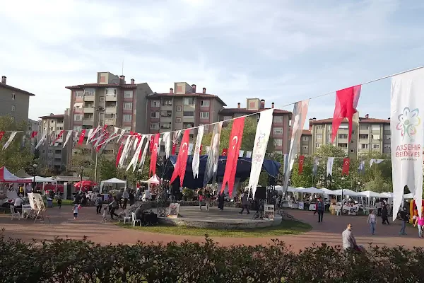 Kamelya Park