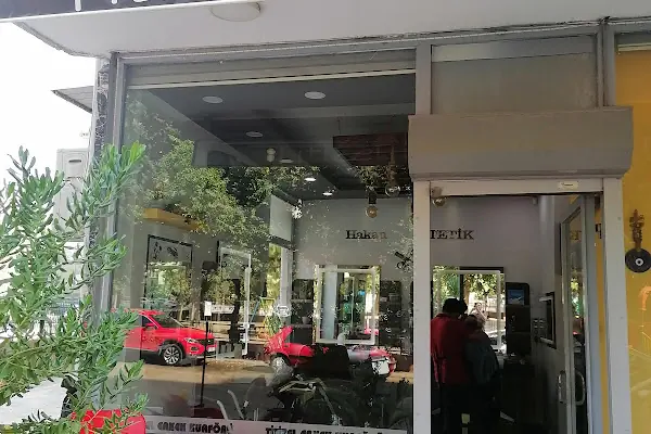 Titizel Erkek Kuaförü
