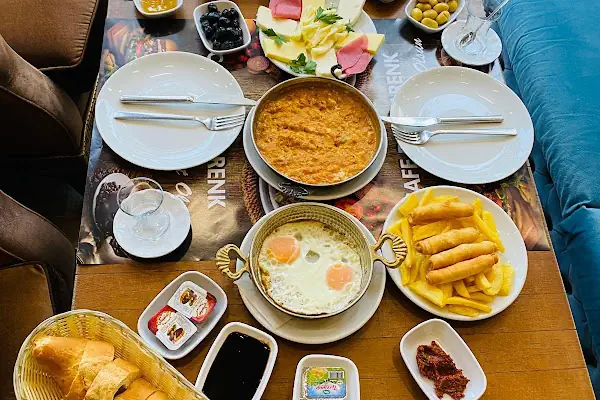 Cafe Rengarenk