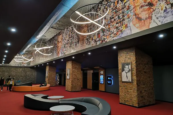 Avşar Sinema / Kartal İstMarina Avşar