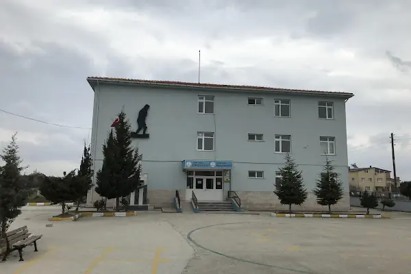 Pınarca İlköğretim Okulu