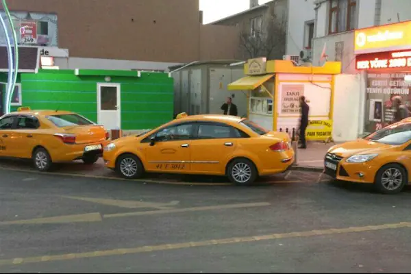 Yeni Mahalle Taksi Durağı