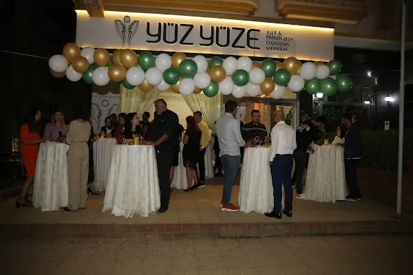 Yüzyüze Aile , Psikolojik ve kurumsal Danışma