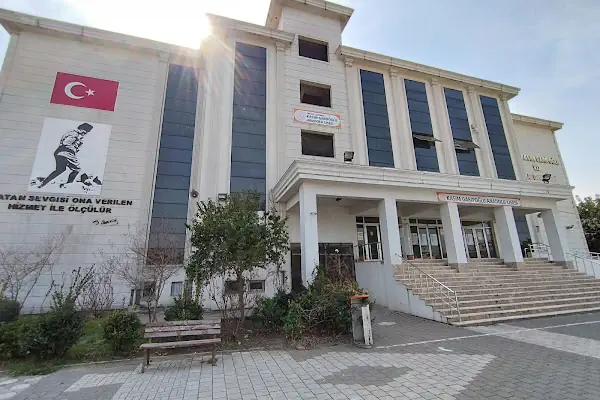 Kasım Garipoğlu Mesleki ve Teknik Anadolu Lisesi