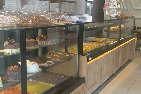 Firuze Pastaneleri Metropol Şubesi