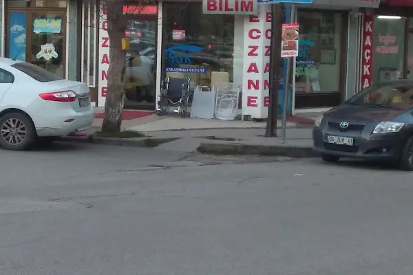 Bilim Eczanesi