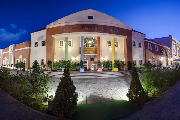 ULUSLARARASI ÇOCUK ÜNİVERSİTESİ TURGUT ÖZAL