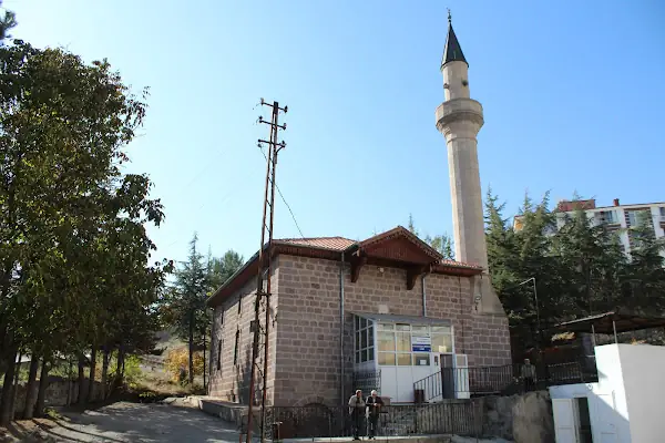Karapürçek Merkez Camii