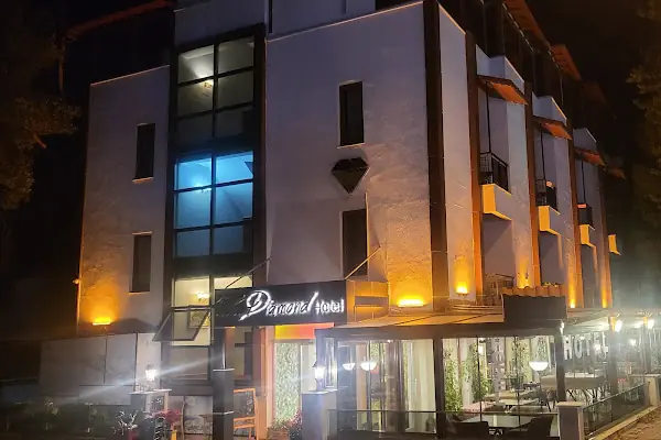 Pure Diamond Hotel