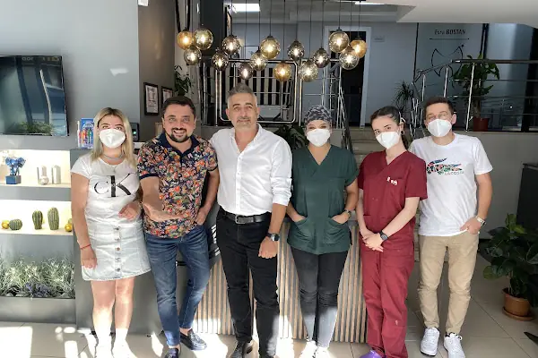 DENTAL AY AĞIZ VE DİŞ SAĞLIĞI POLİKLİNİĞİ