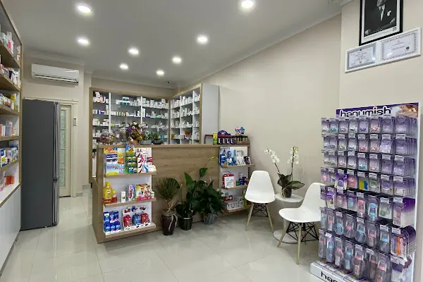 Arnavutköy Özge Eczanesi