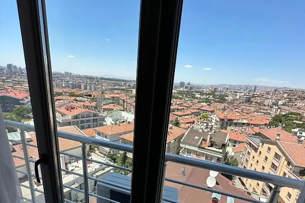 50.yil süit apart