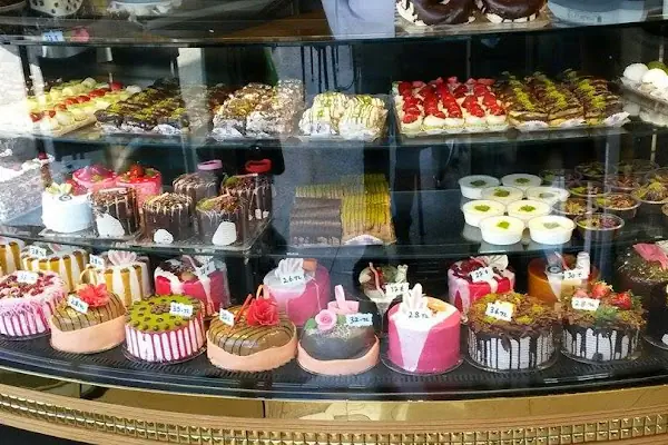 Saka Pastanesi Dışkapı