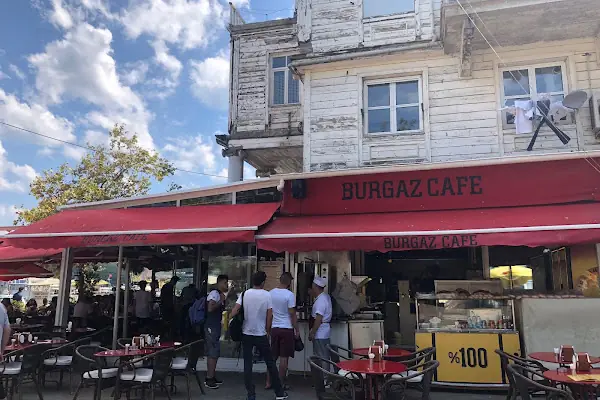 Luz Cafe & Shop
