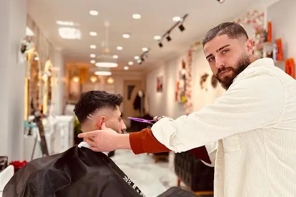 Öğünmez Luxury Hair Salon