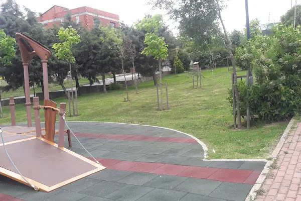 ARNAVUTKÖY OTİSTİK ENGELLİLER DERNEĞİ BİNASI