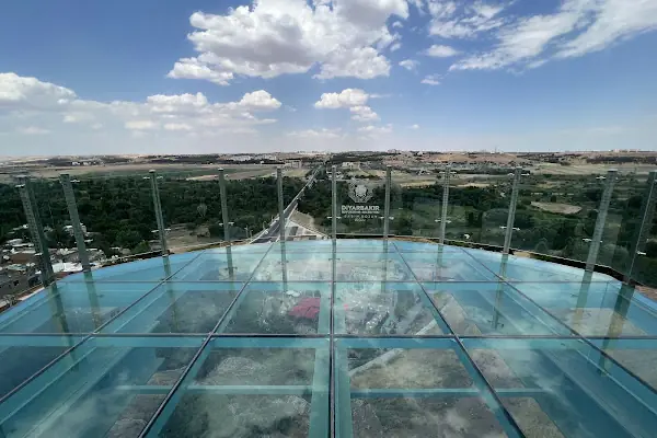 Camlı Teras